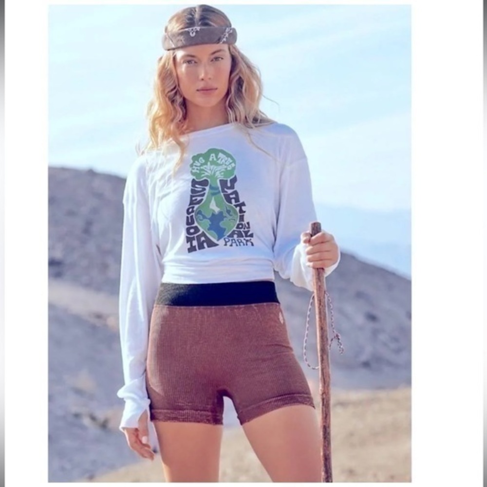NWOT FP MOVEMENT BY FREE PEOPLE Prajna Biker Ribbed Short Size M/L